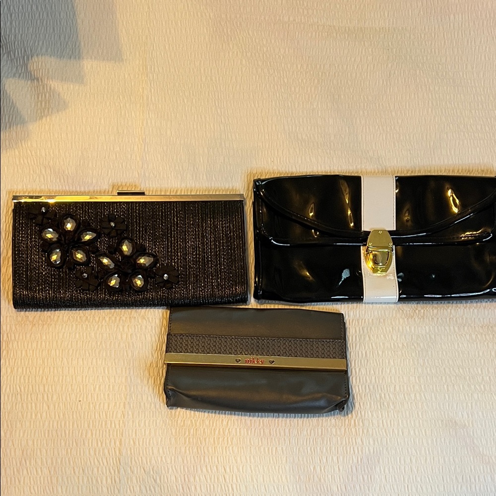 Clutch Set **EDIT** black and white one is sold